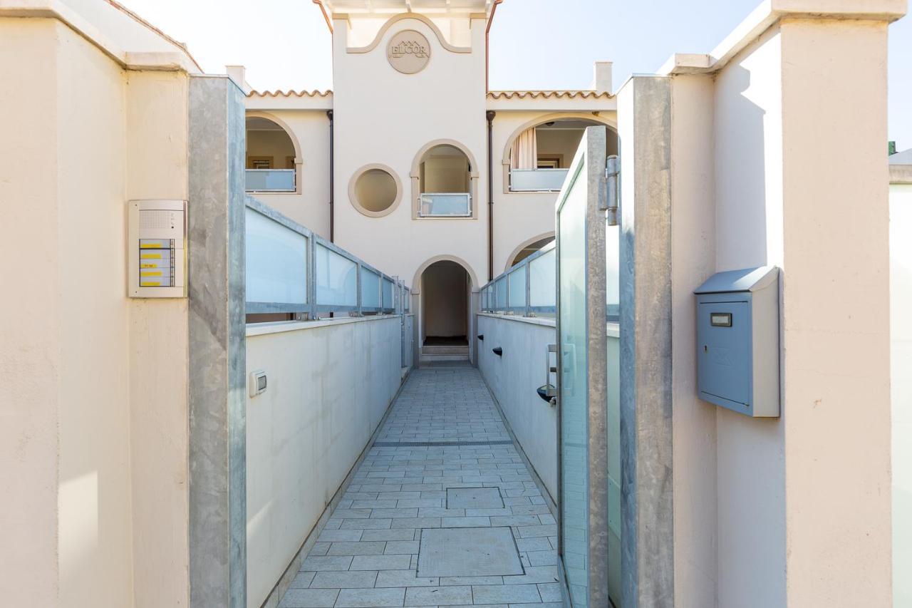 Casa Curiel Apartment Villasimius Bagian luar foto